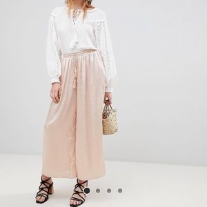 Glamorous relaxed pant with satin tassel tie